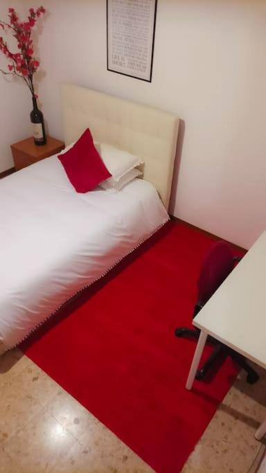 Unique & Beautiful Bedroom In Central Of ฟลอเรนซ์ ภายนอก รูปภาพ